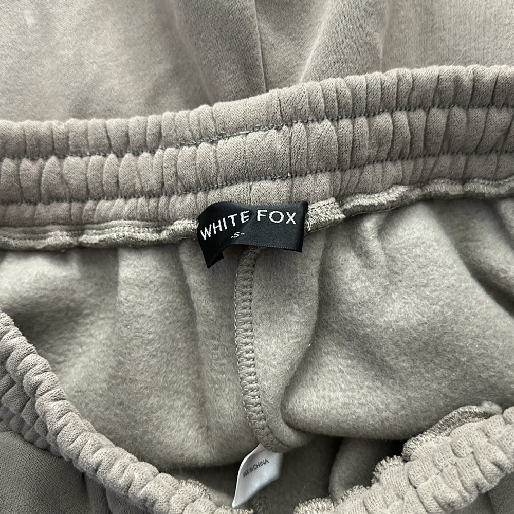 White Fox Olive Joggers - Picture 3 of 3